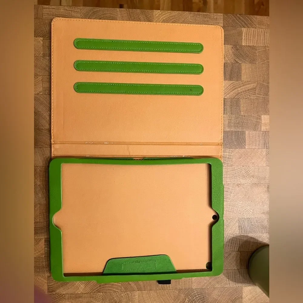 Kirstal Cases Green Leather Multiangle Viewing Stand Smart Cover with Pocket